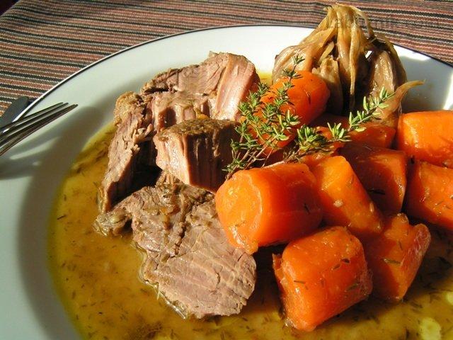 Hovězí plec s pomerančovou šťávou
