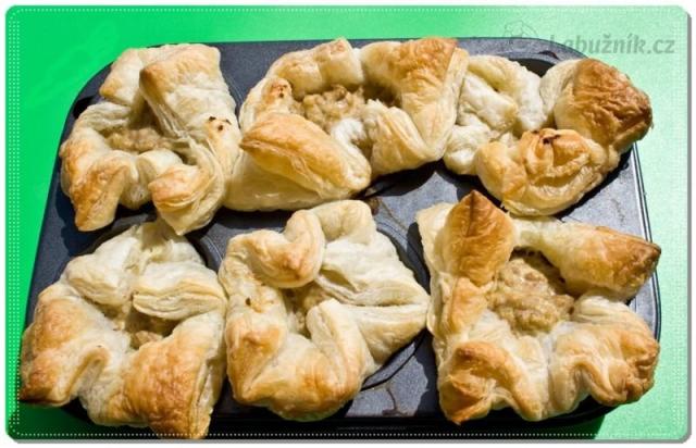 Muffinky s mletým masem.