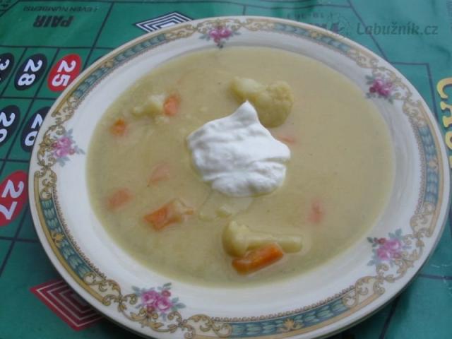 Moje smetanová květákovo-mrkvová polévka