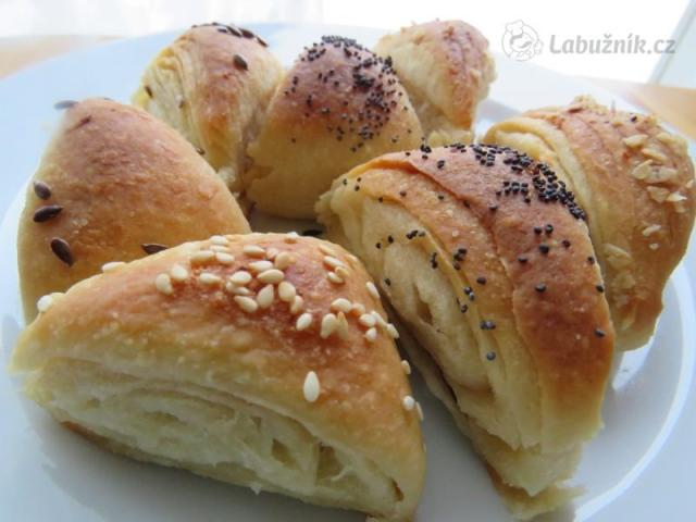 Česnekové trojúhelníčky