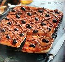 Pissaladiere - výborný pikantní koláč