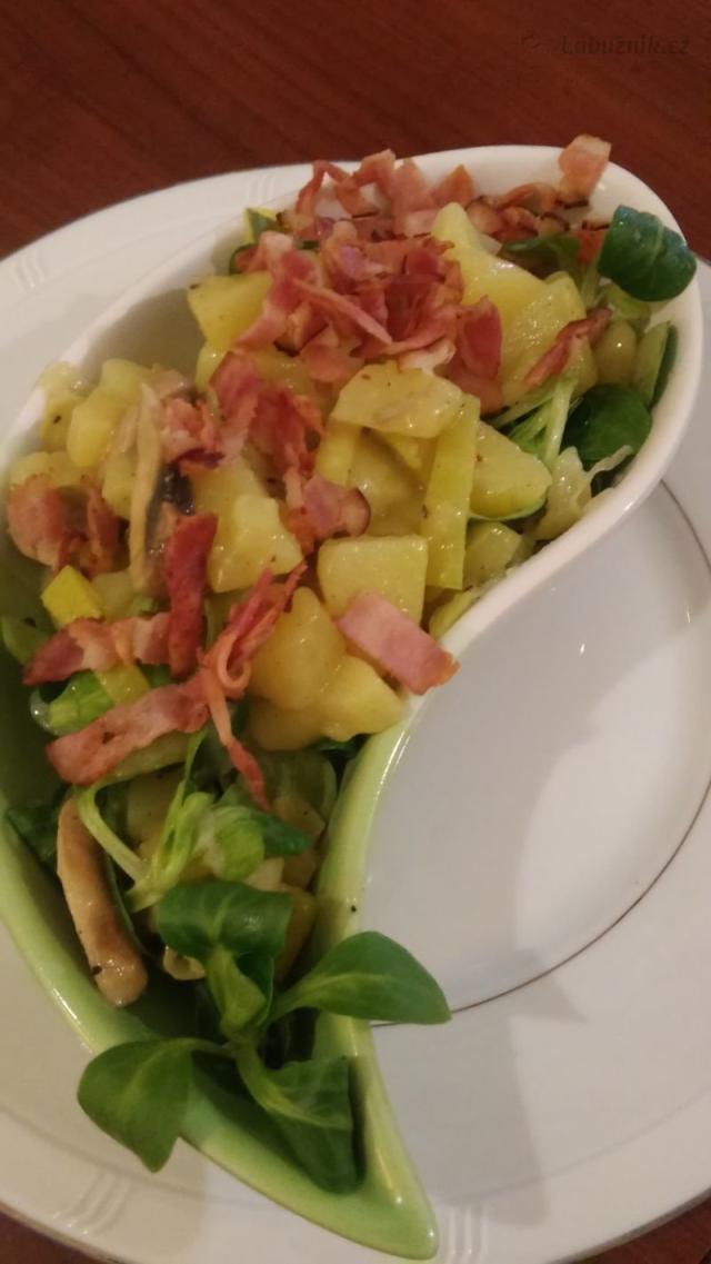 Neobvyklý bramborový salát