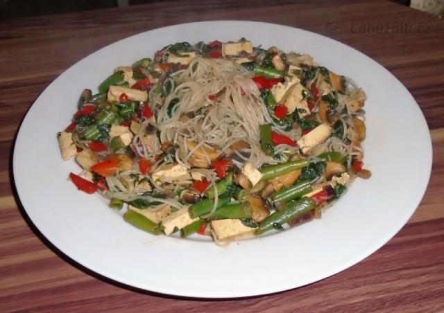 Nudle s pikantním tofu