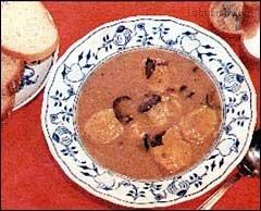 Bramboračka s krupicovými noky