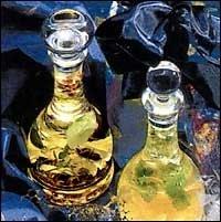 Bylinkový ocet a tymiánový olej