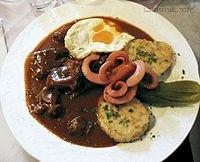 Vídeňský guláš - Wiener Herrengulasch (Fiakergulasch)